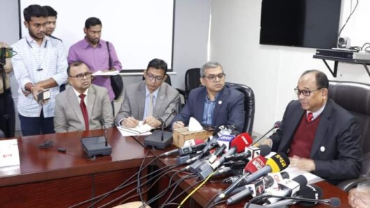 রাজনৈতিক সন্ত্রাস ও নাশকতা নিরাপদ রেল চলাচলের জন্য হুমকি-রেলপথ মন্ত্রী মোঃ নূরুল ইসলাম সুজন ৷